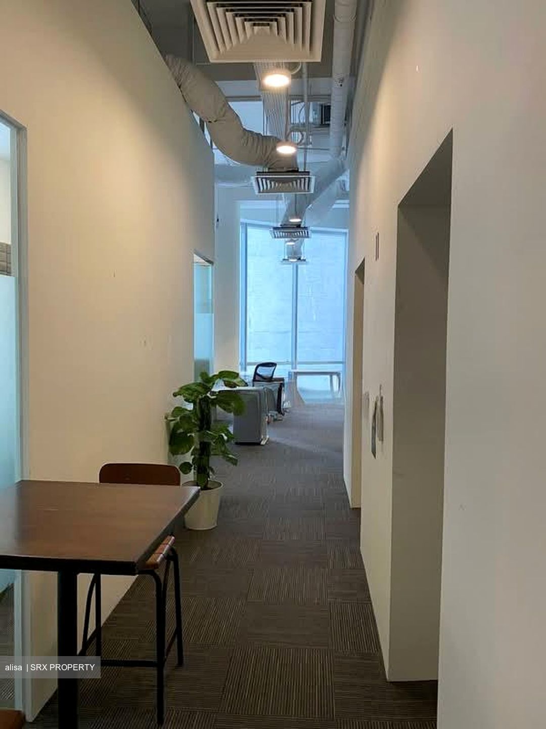 Oxley Tower (D1), Office #550269981
